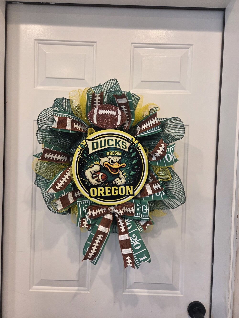 University Of Oregon Ducks Football Wreath - Green & Yellow